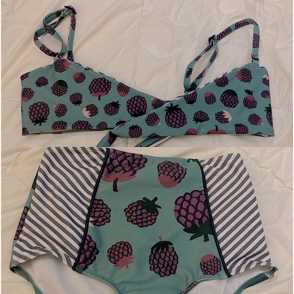 *NWOT* Nettles Tale bikini set